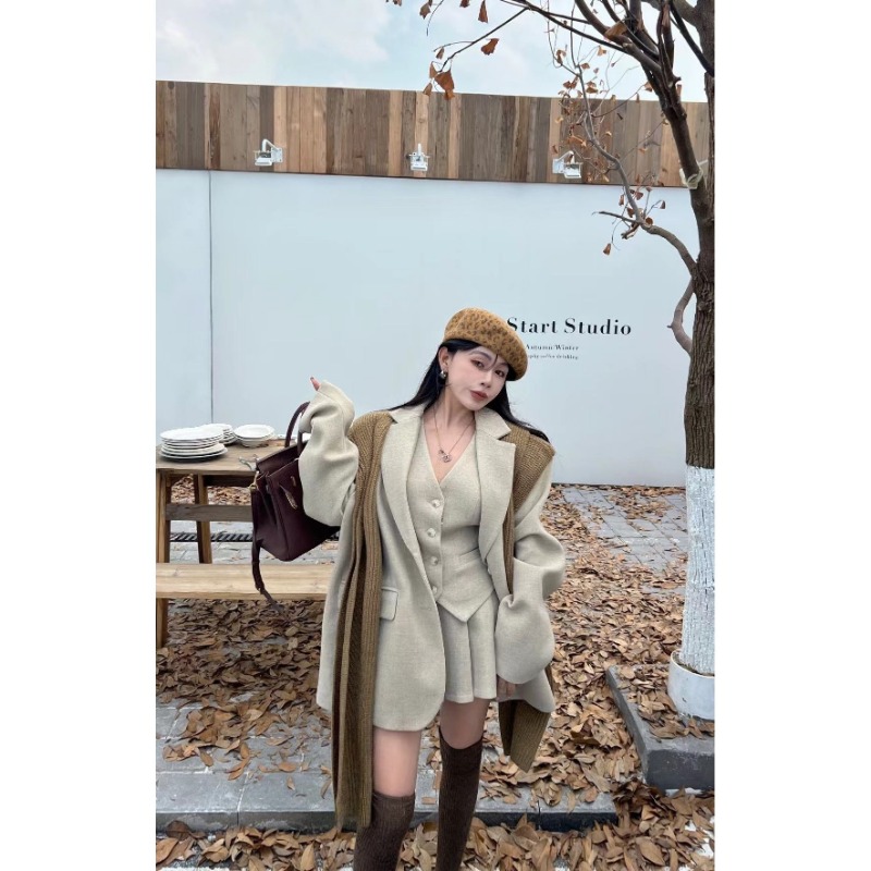 Shpmishal Set Tre Pezzi di Alt - Winter Clothing Color recensione e prezzo